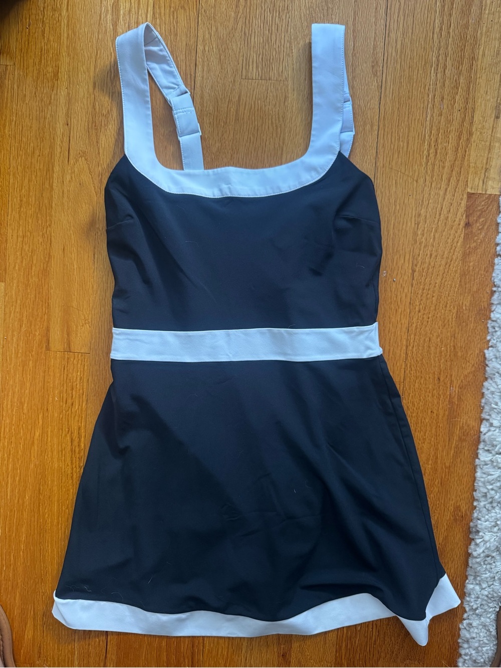 Abercrombie & Fitch Black and White One-Piece Active Dress XSP